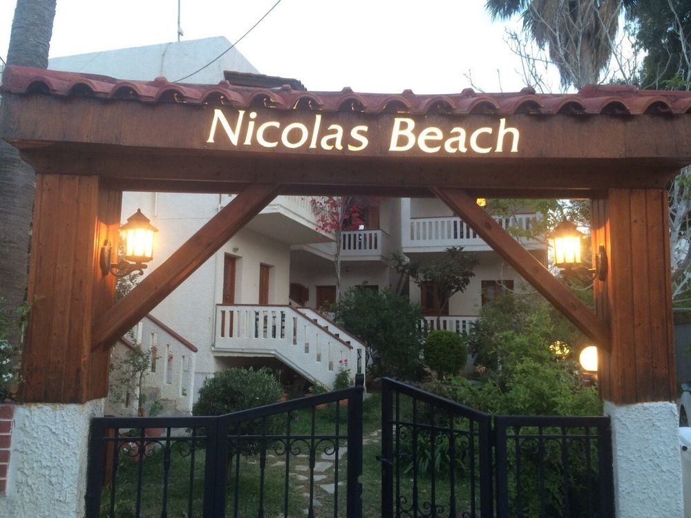 Nicolas Beach 팔라이오코라 외부 사진